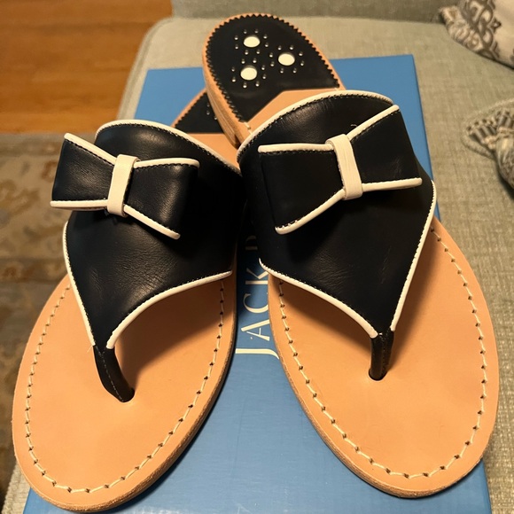 EUC JACK ROGERS Giselle Bow Sandal. Navy & White. Size 9 - Picture 3 of 10